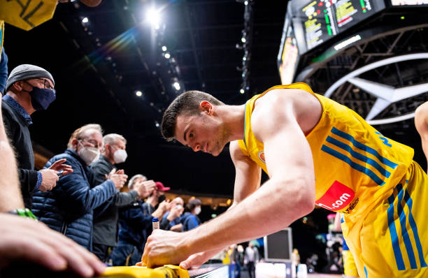 总能稳住局 总能稳住局